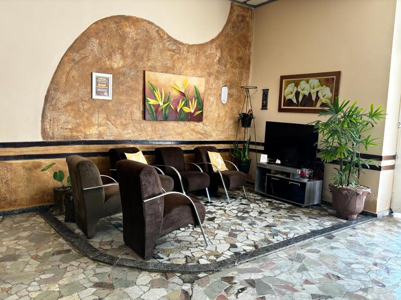 Hotel Colonial Bragança Paulista エクステリア 写真